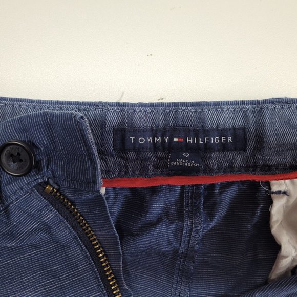 Tommy Hilfiger men's shorts size 42 blue - Picture 4 of 5